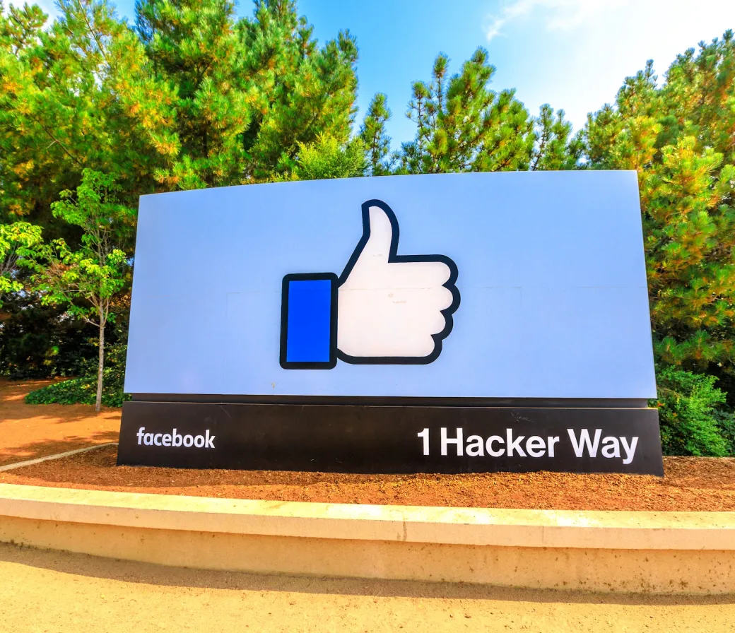 Thumbs up sign at entrance to Facebook headquarters in Menlo Park California (Image via Shutterstock.com)