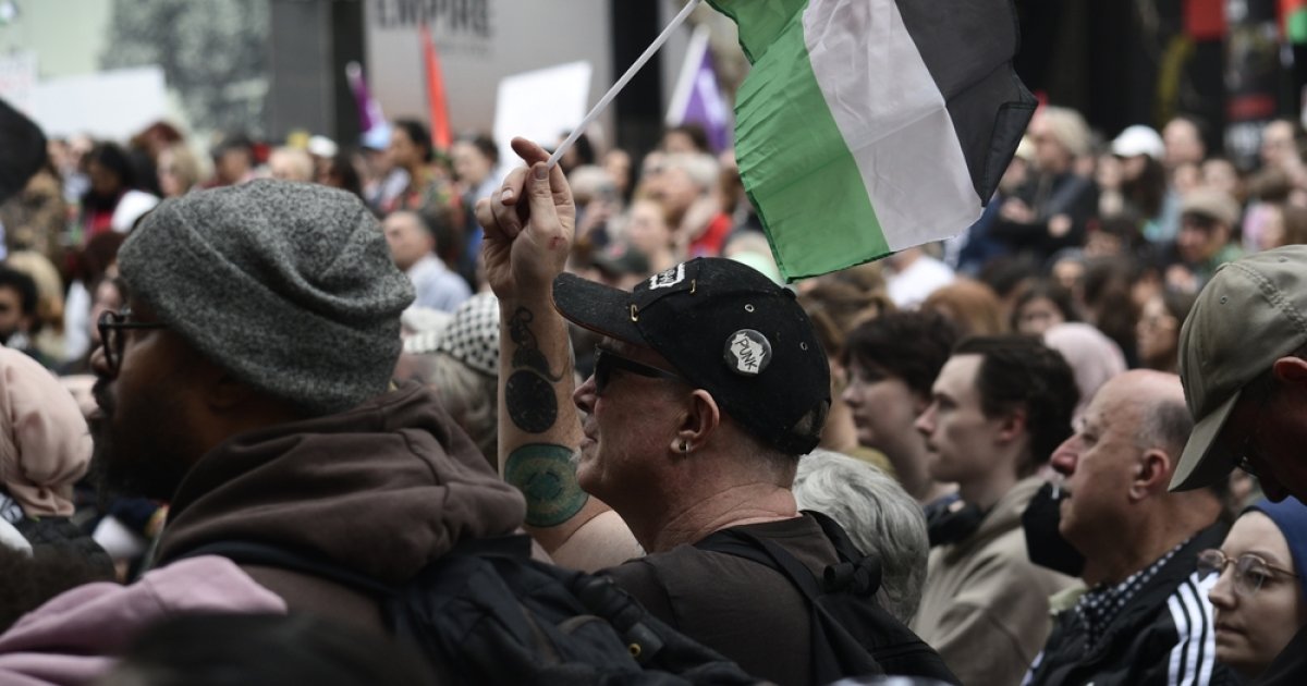 ‘From the river to the sea’ is now a criminal offense for millions of Australians. Arrests are underway.