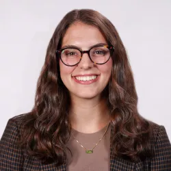 Dylynn Lasky headshot