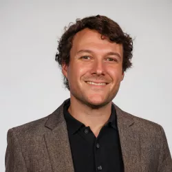 Ross Marchand headshot