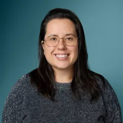 Headshot of Angela Erickson