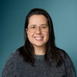 Headshot of Angela Erickson