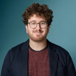 Headshot of Ben Zabelshansky