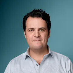 Headshot of Jeff Zeman