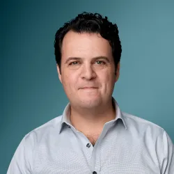 Headshot of Jeff Zeman