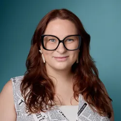 Headshot of Lindsie Rank