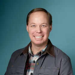 Headshot of Nathan Honeycutt