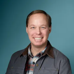 Headshot of Nathan Honeycutt