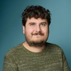 Headshot of Ryne Weiss