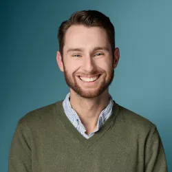 Headshot of Tyler MacQueen