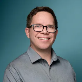 Headshot of Adam Steinbaugh