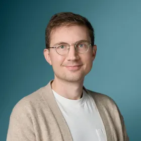 Headshot of Charlie Birge