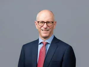 Rich Thau headshot 2025