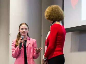 FIRE Summer Intern Julia Squitteri introduces Nadine Strossen at the Leadership Summit
