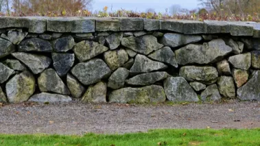A stone wall