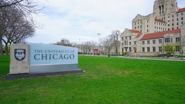 University of Chicago sign on the campus green 