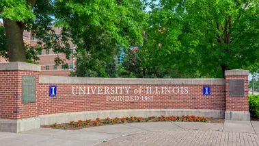 Entrance sign to the University of Illinois at Urbana-Champaign