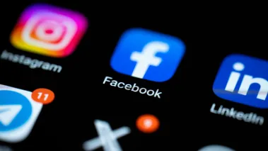 Social media app icons on an Android phone (Image via Shutterstock.com