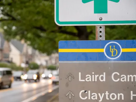 Road sign on the University of Delaware campus.