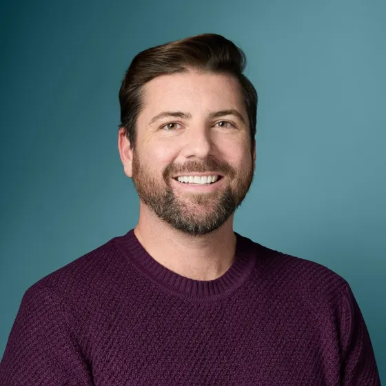 Headshot of Daniel Burnett