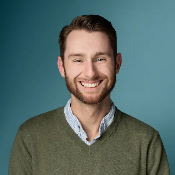 Headshot of Tyler MacQueen