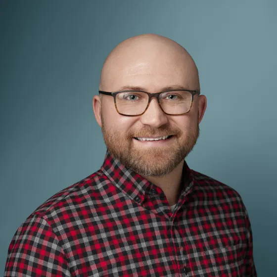 Headshot of Daniel Mrazik