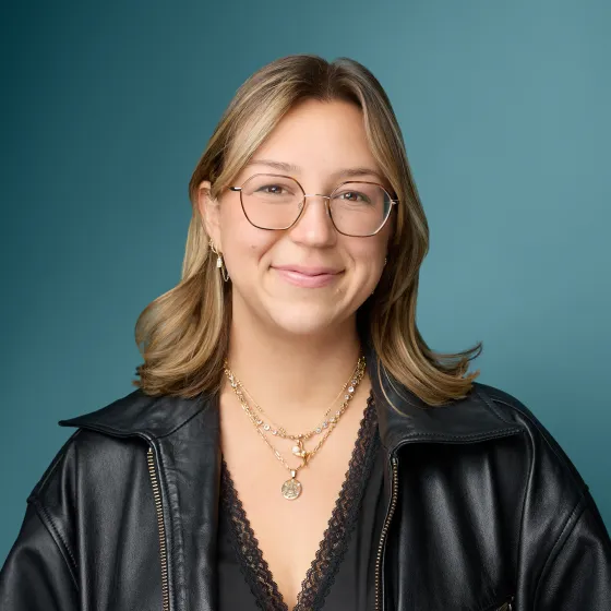 Headshot of Anna Simpson