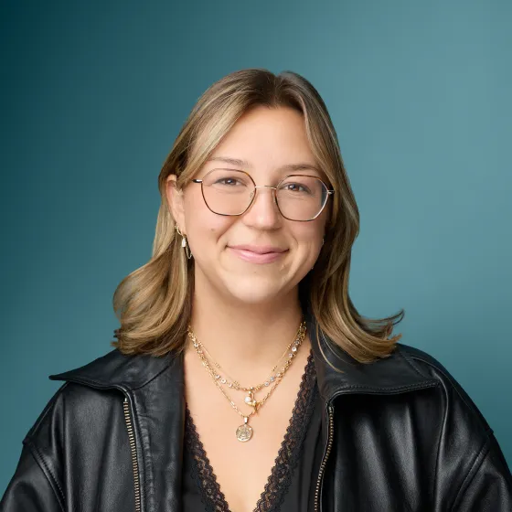 Headshot of Anna Simpson