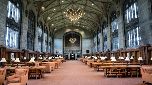 The University of Chicago's William Rainey Harper Memorial Library (Thomas Barrat / Shutterstock.com)
