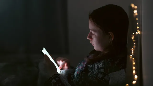 Teen online